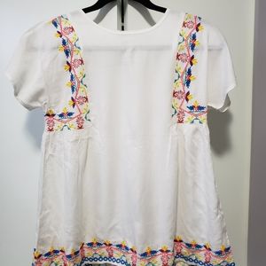 DEX Embroidered Summer top